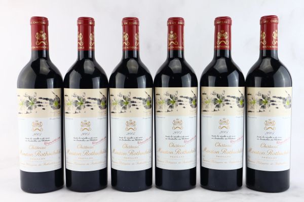 



Ch&acirc;teau Mouton Rothschild 2005