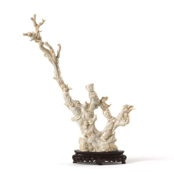 A CARVING CORAL, CHINA, QING DYNASTY, 19TH-20TH CENTURIES