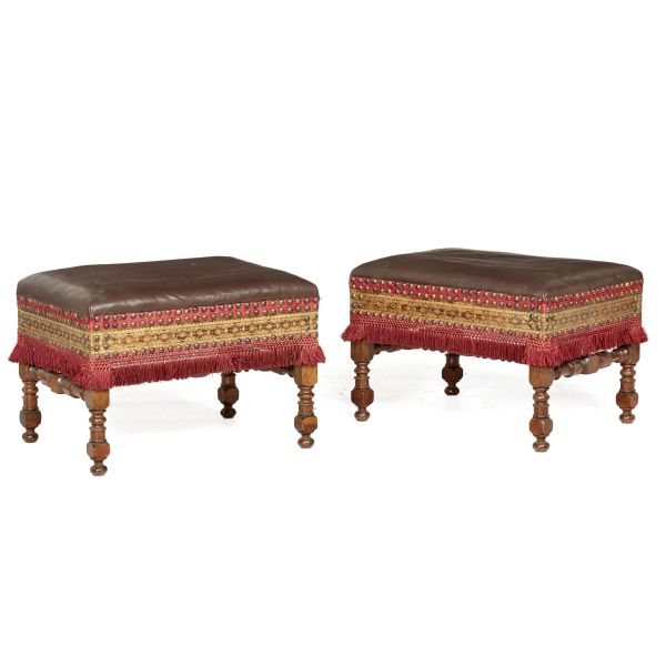 A PAIR OF RENAISSANCE STYLE STOOLS