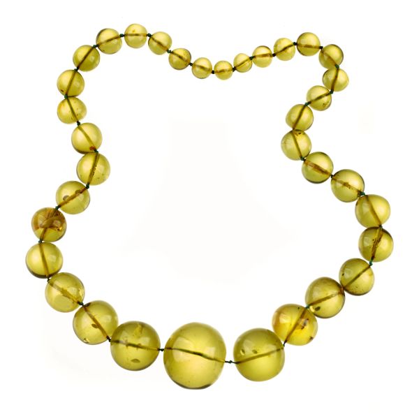 



COLLANA IN AMBRA VERDE