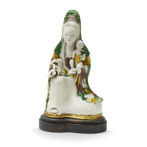 



A SUSANCAI PORCELAIN FIGURE OF GUANYIN, CHINA, QING DYNASTY, 18TH CENTURY