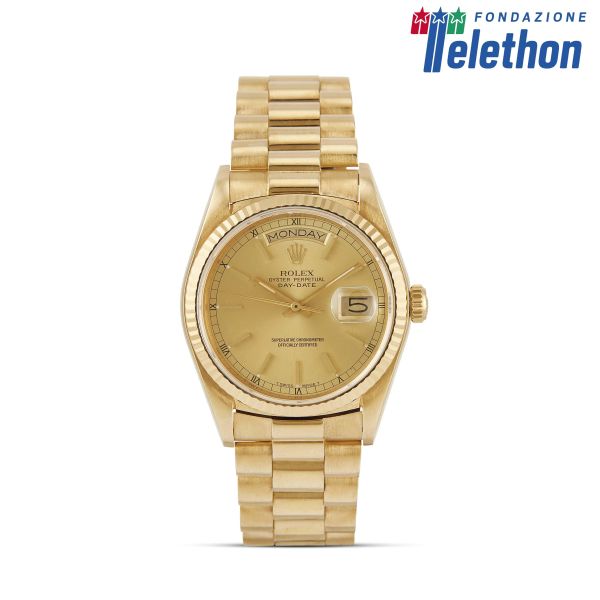 Rolex - ROLEX DAY-DATE REF. 18038 N. 95569XX YELLOW GOLD WRISTWATCH, 1986