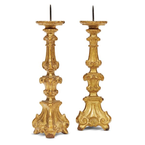 A PAIR OF SMALL TUSCAN CANDLESTICKS, 18TH CENTURY