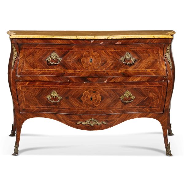 



A NEAPOLITAN COMMODE, 18TH CENTURY