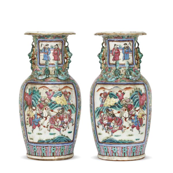 



A PAIR OF VASES, CHINA, QING DYNASTY, 19TH-20TH CENTURY