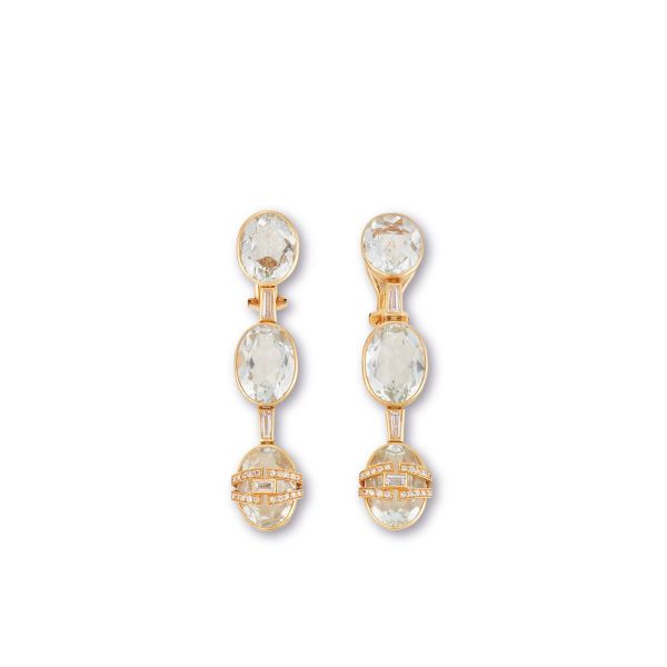 



AQUAMARINE AND DIAMOND DROP EARRINGS IN 18KT YELLOW GOLD