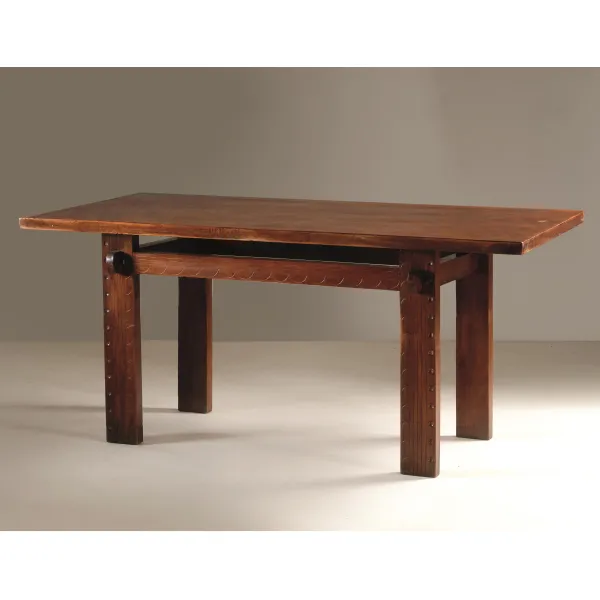 



WOODEN TABLE