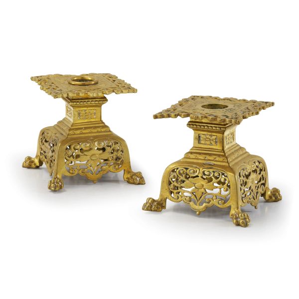 



A PAIR OF GILT-BRONZE CANDLESTANDS, CHINA, QING DYNASTY, 19TH CENTURY