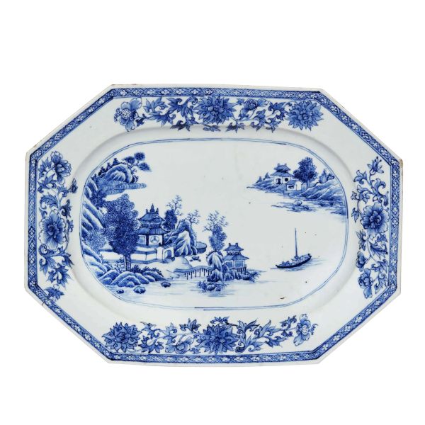 A TRAY, CHINA, QING DYNASTY, 18TH CENTURY