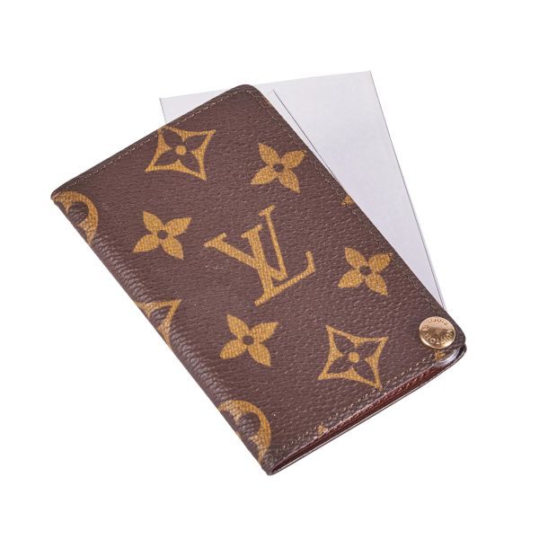 



LOUIS VUITTON PORTACARTE