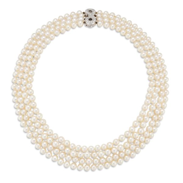 PEARL AND DIAMOND NECKLACE