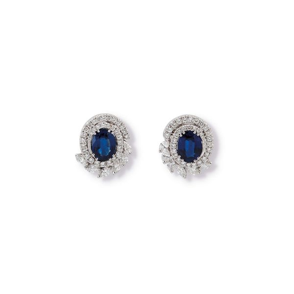 



PAIR OF SAPPHIRE AND DIAMOND EARRINGS
