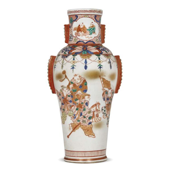 A VASE, JAPAN, MEIJI PERIOD, 19TH CENTURY