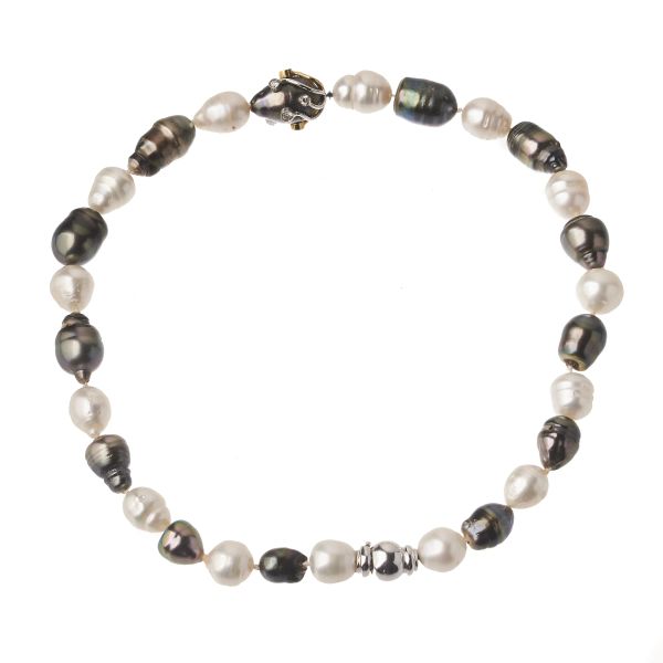 



SOUTH SEA PEARL NECKLACE IN 18KT TWO TONE GOLD