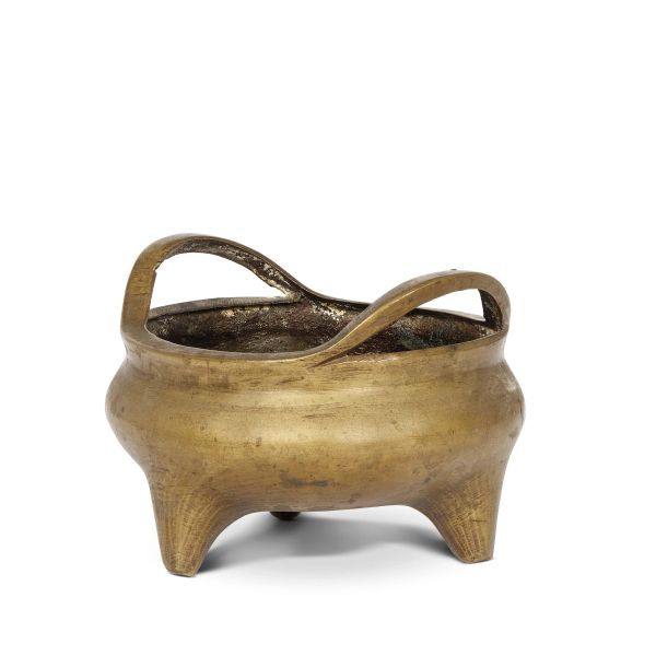 AN INCENSE BURNER, CHINA, MING DYNASTY, 17TH CENTURY