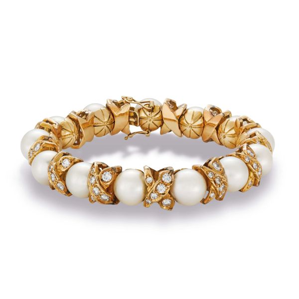 



PEARL AND DIAMOND BRACELET IN 18KT YELLOW GOLD