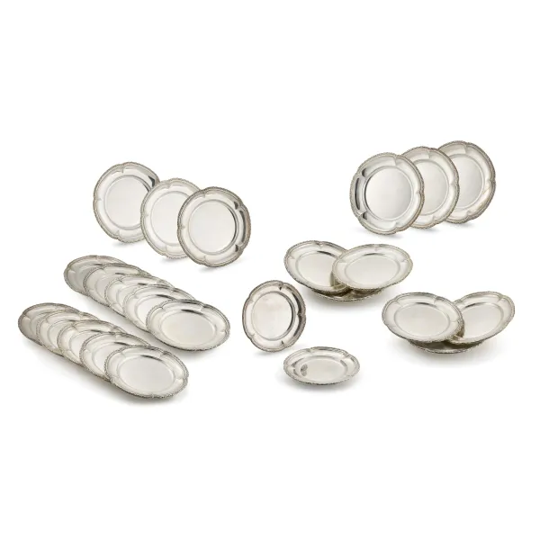 VENTIQUATTRO PIATTI, MILANO, SECOLO XX, ARGENTIERE MIRACOLI