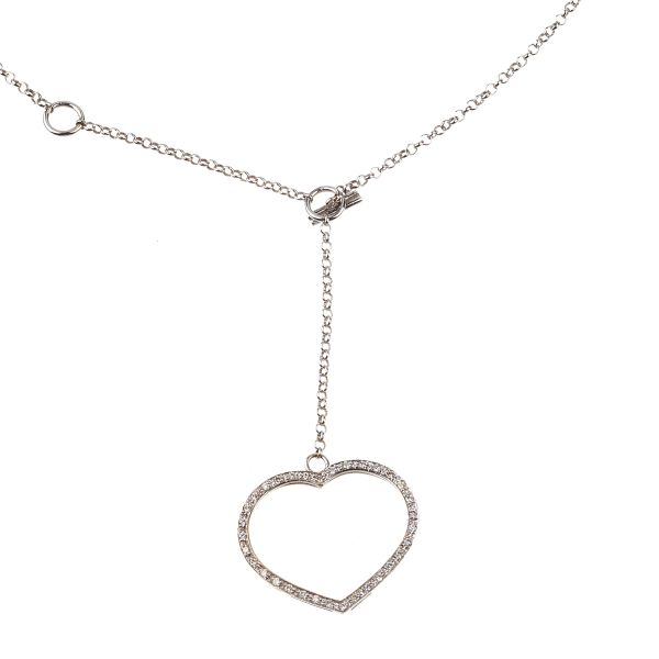 



NECKLACE WITH A HEART SHAPED PENDANT IN 18KT WHITE GOLD