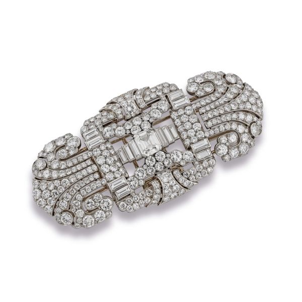 BULGARI DIAMOND BROOCH IN PLATINUM