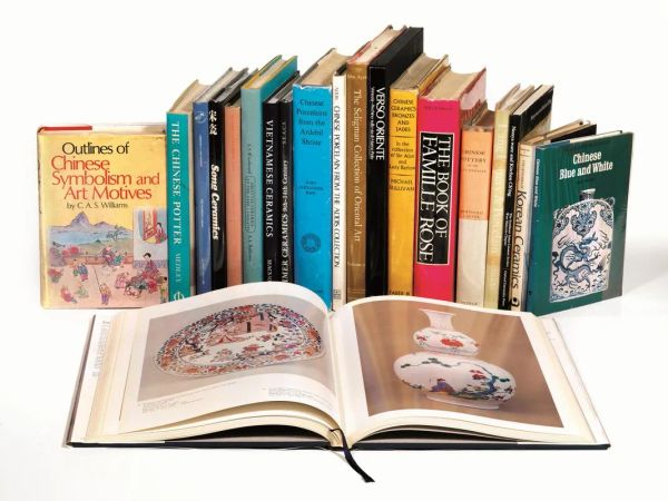 Venti volumi, di libri su porcellane e manufatti cinesi (20)