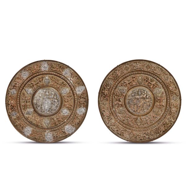 



A SWAMI-WARE DISH, SOUTH INDIA (MADRAS), LATE 19TH / EARLY 20TH CENTURY