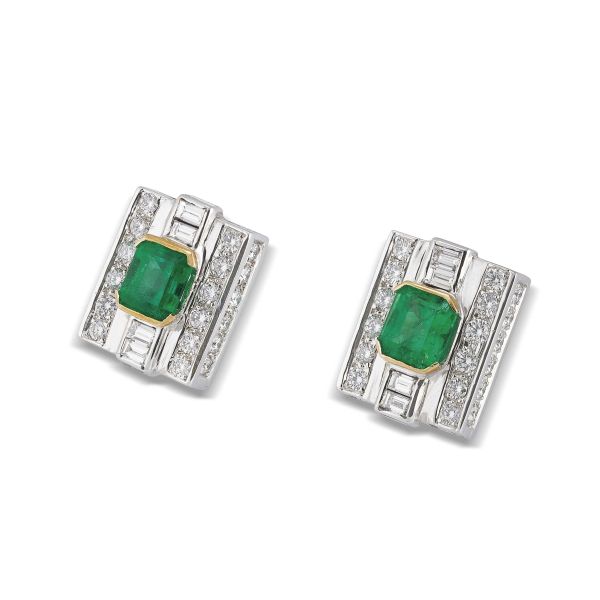 



EMERALD AND DIAMOND EARRINGS IN 18KT WHITE AND YELLOW GOLD