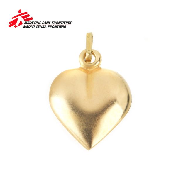 HEART-SHAPED PENDANT IN 18KT YELLOW GOLD