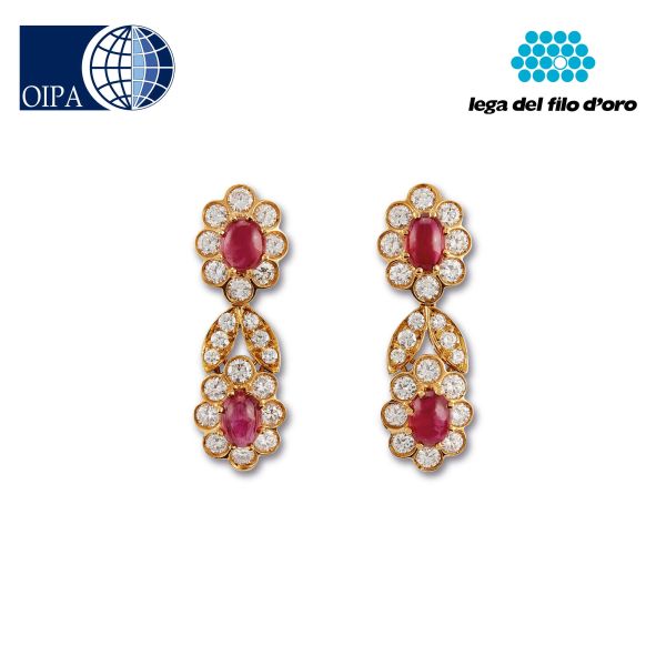 



RUBY AND DIAMOND DROP EARRINGS IN 18KT YELLOW GOLD