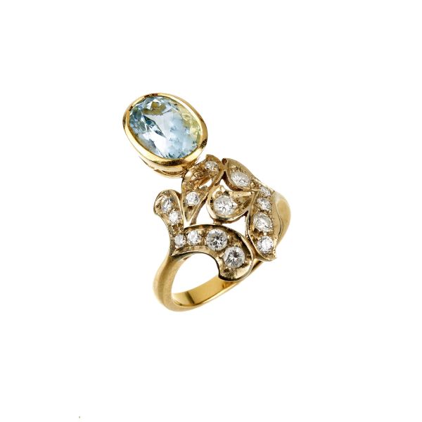 



ANELLO CON ACQUAMARINA E DIAMANTI