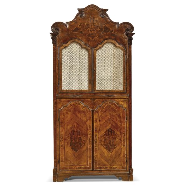 



A LOMBARD CABINET, FIRST HALF 18TH CENTURY