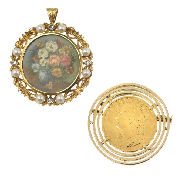 LOT COMPOSED OF TWO BROOCHES IN GOLD
