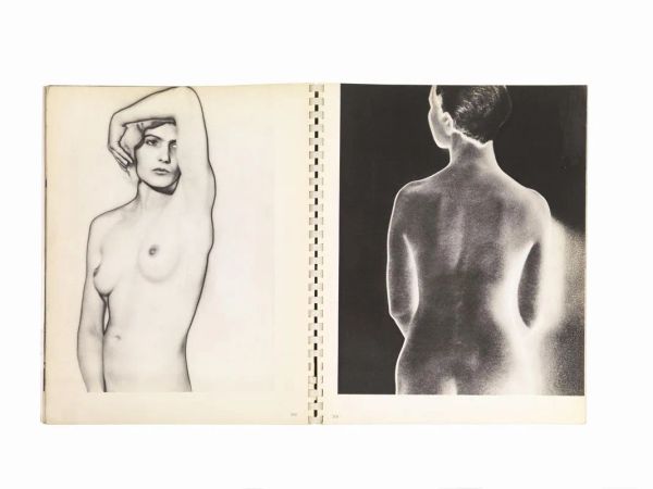 (Surrealismo  Fotografia) RAY, Man. Man Ray. Photographs 1920-1934 Paris. 