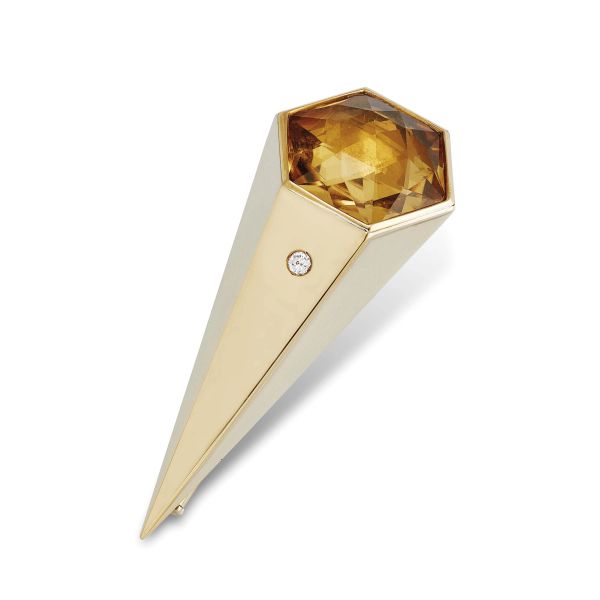 



CITRINE QUARTZ AND DIAMOND BROOCH IN 18KT YELLOW GOLD BY ALBA POLENGHI LISCA