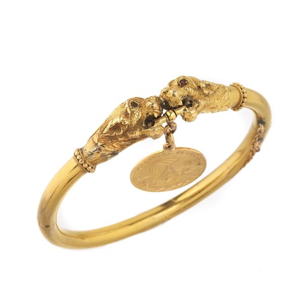 BANGLE BRACELET IN 18KT YELLOW GOLD