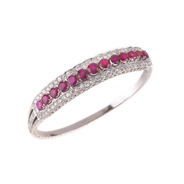RUBY AND DIAMOND BANGLE IN 18KT WHITE GOLD
