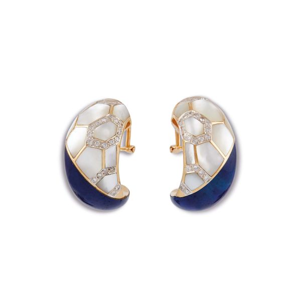 



MOTHER OF PEARL LAPISLAZULI AND DIAMOND EARRINGS IN 18KT YELLOW GOLD