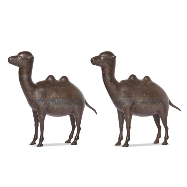A PAIR OF CAMELS, CHINA, QING DYNASTY, 18TH CENTURY