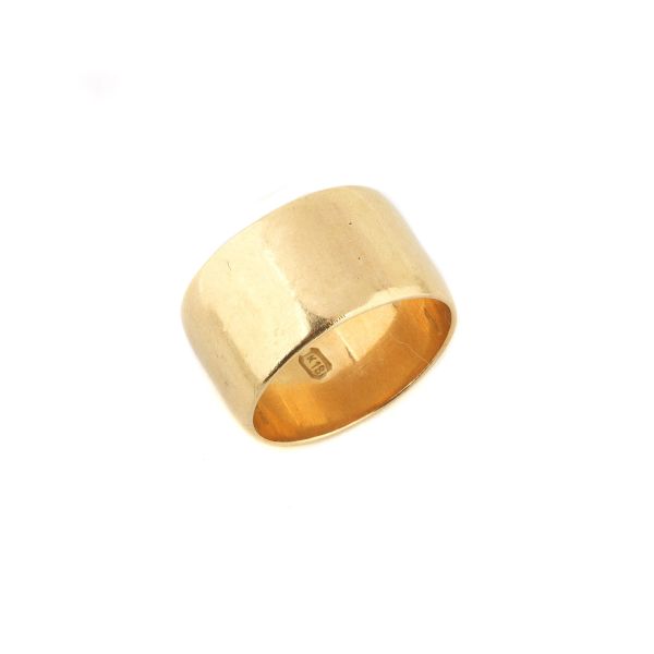 BAND RING IN 18KT YELLOW GOLD