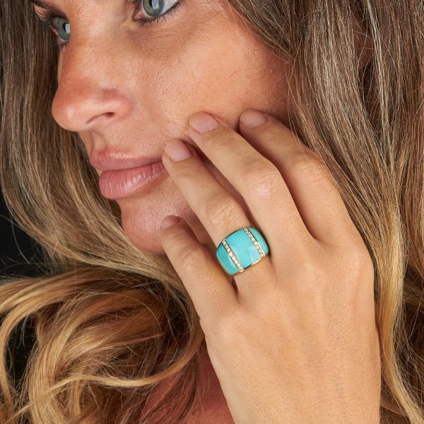 ANELLO AD AMPIA FASCIA CON PASTA DI TURCHESE E DIAMANTI