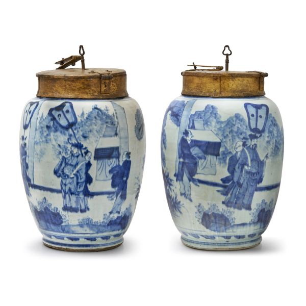 



A PAIR OF BLUE AND WHITE PORCELAIN JARS WITH METAL LIDS, CHINA, LATE MING DYNASTY, 17TH CENTURY