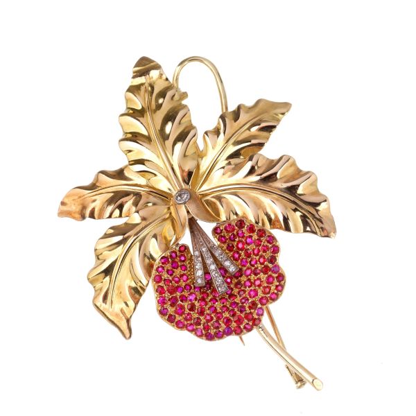 FLOWERING BRANCH-SHAPED BROOCH IN 18KT YELLOW GOLD AND SILVER