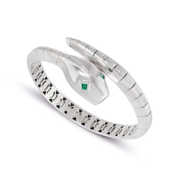 



DIAMOND SNAKE-SHAPED BANGLE BRACELET IN 18KT WHITE GOLD