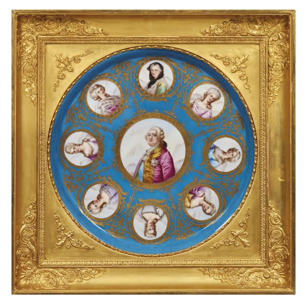 



A LARGE FRENCH DISH WITH FRAME, S&Egrave;VRES, 19TH CENTURY