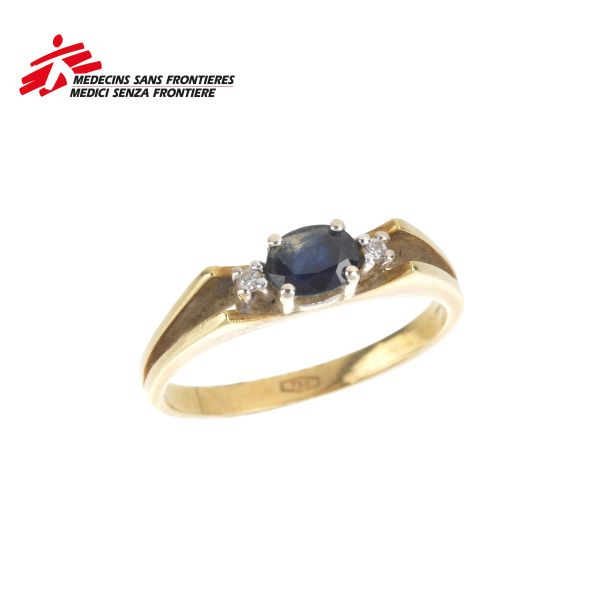 SAPPHIRE AND DIAMOND RING IN 18KT TWO TONE GOLD