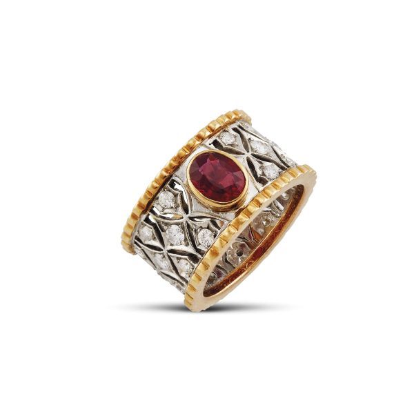 RUBY AND DIAMOND BAND RING IN 18KT TWO TONE GOLD