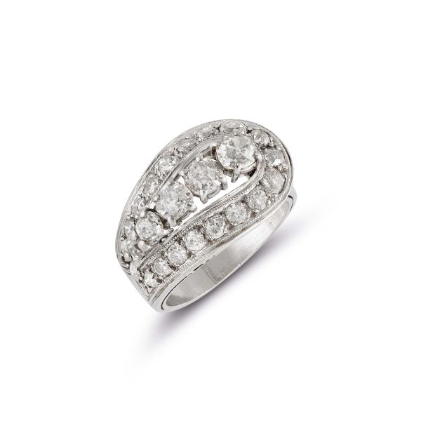 



DIAMOND BAND RING IN PLATINUM