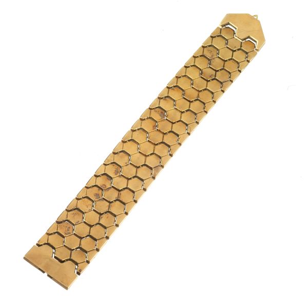 WIDE BAND BRACELET IN 18KT YELLOW GOLD