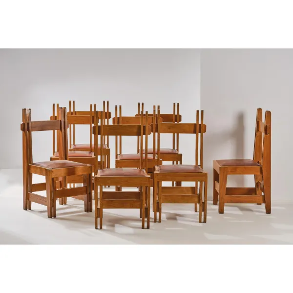 



EIGHT WOODEN CHAIRS, LEATHER SEAT 