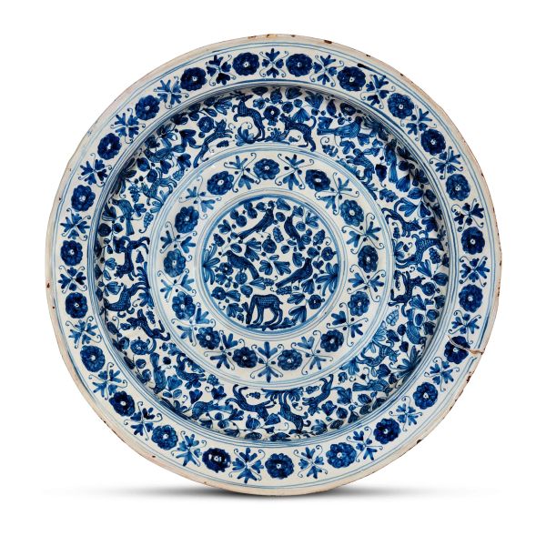 



PIATTO DA PARATA, PAVIA, INIZIO SECOLO XVIII
