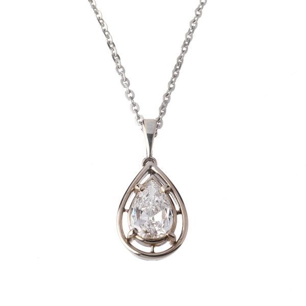 



DIAMOND NECKLACE IN 18KT WHITE GOLD